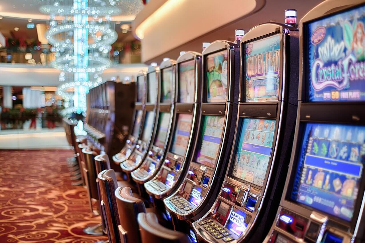 play slots for money